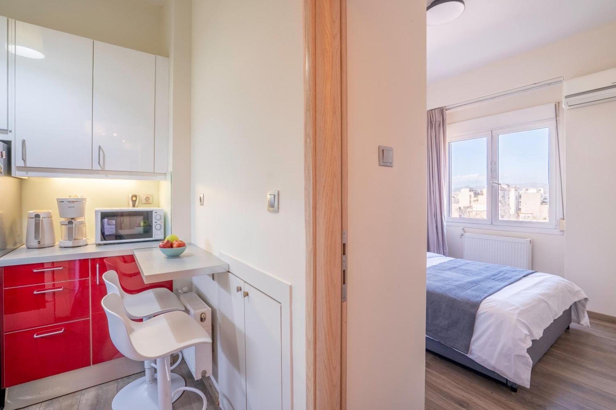 Oasis: Newly Renovated 2br In Center